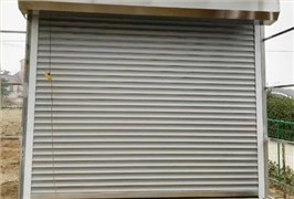 钢质抗风卷帘门